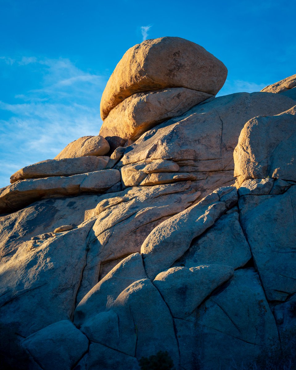 SBCounty's tweet photo. Sharing a few shots of Joshua Tree National Park. 🤗 📷 🌵 

📸: James Feeney

#joshuatreenp #joshuatree https://t.co/JY3escdnKd