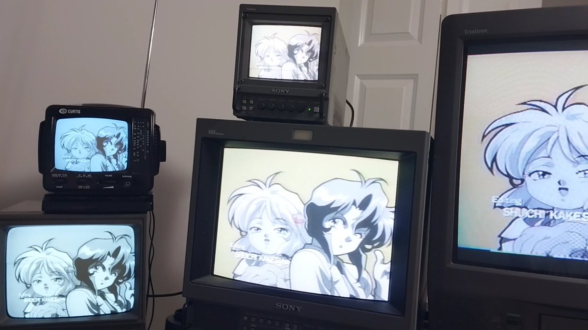 KennyLauderdal3's tweet image. When you turn 30 you start building Tube TV Walls so you can watch Gunsmith Cats like this.