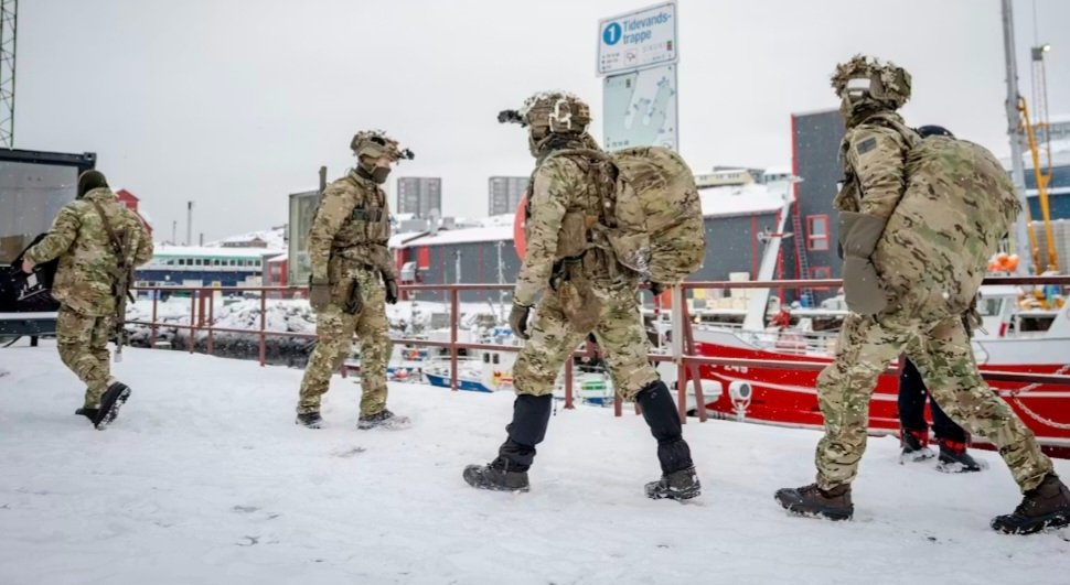 InsiderGeo's tweet image. BREAKING: Denmark is planning to deploy up to 1,000 combat soldiers to Greenland throughout 2026, according to TV 2. The presence would be rotational and year-long, comparable to Denmark’s battalion deployment in Latvia, with possible Navy and Air Force reinforcements.