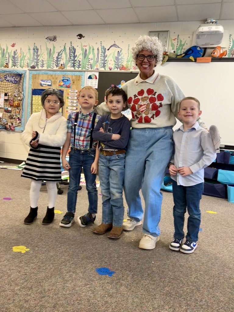 Our Kindergarten teachers and students had fun celebrating 100 days of school!