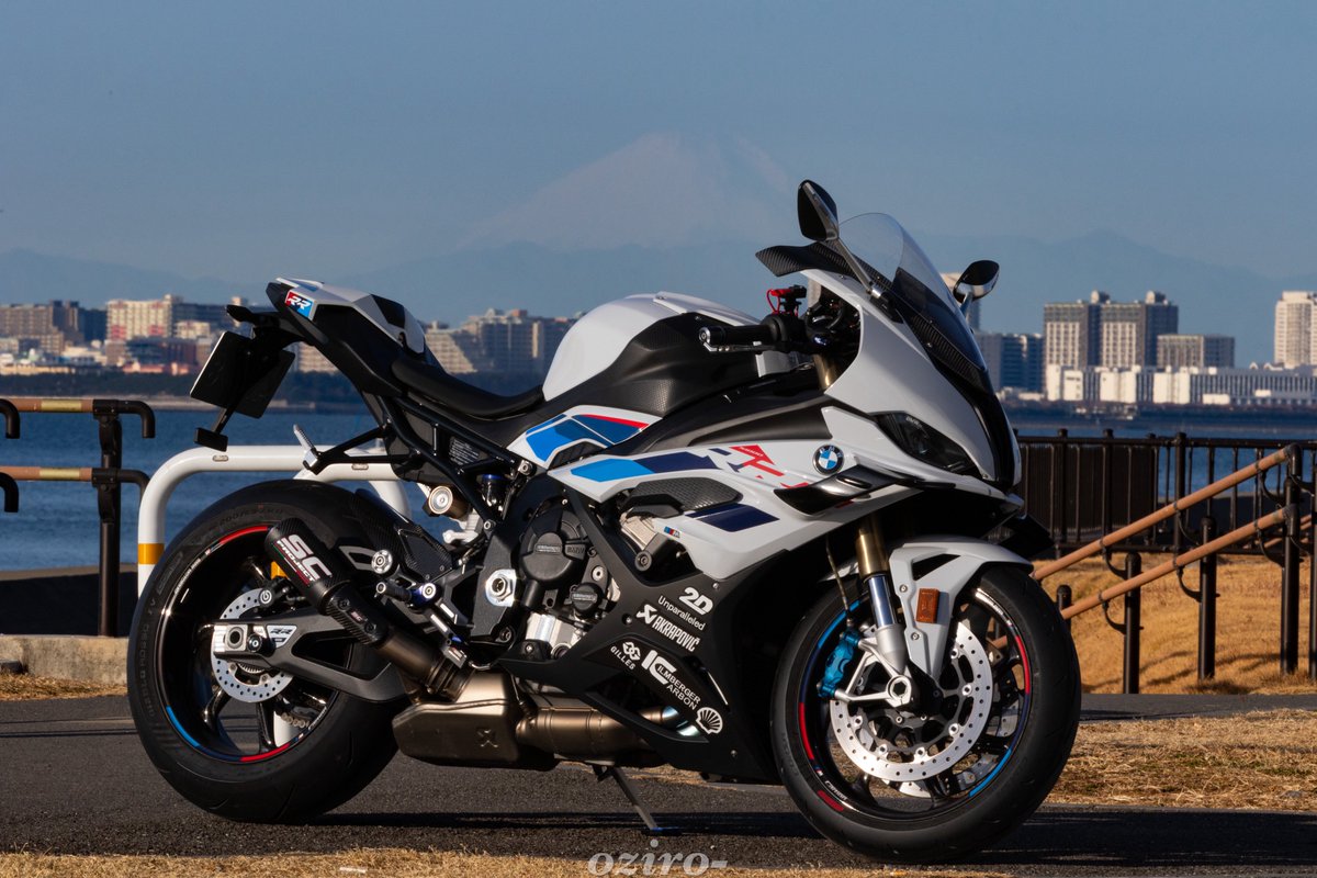 お早う御座いますm(_ _)m さみぃ🥶