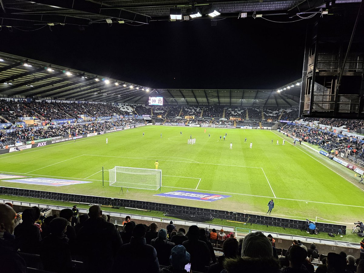 Fast_ManRover's tweet image. Awful... thankfully I live 10 mins down the rd.... Work gonna be a fucking nightmare. Woeful all over! #rovers