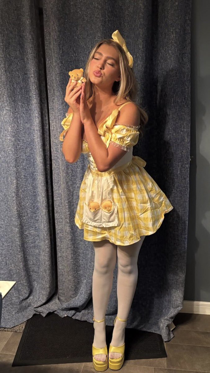 SexyinHighHeels's tweet image. 