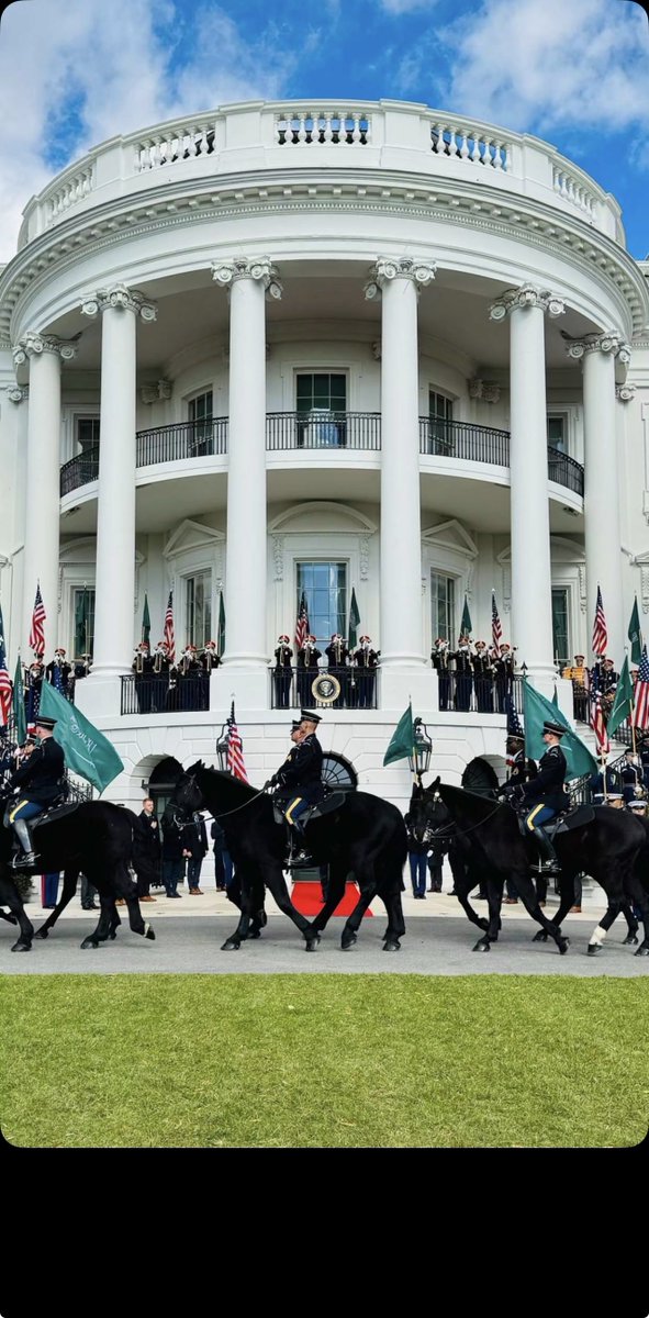 MohammedMo10's tweet photo. Together for ever 🇺🇸🇸🇦❤️. https://t.co/AkLnd3HX6U