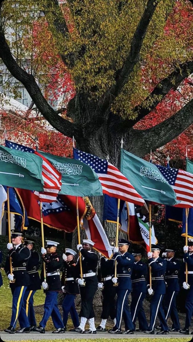 MohammedMo10's tweet photo. Together for ever 🇺🇸🇸🇦❤️. https://t.co/AkLnd3HX6U