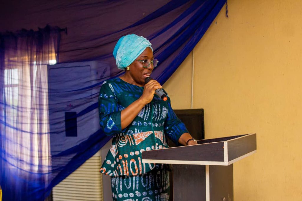 followlasg's tweet photo. LAGOS TARGETS UNSAFE WATER PRACTICES, WARNS OF HEALTH, ENVIRONMENTAL RISKS

https://t.co/eztgapG3nJ

@jidesanwoolu @drobafemihamzat @LASWARCO @gbenga_omo @gboyegaakosile @LanreBajulaiye @BarrBimbola @Mr_JAGs @Riddwane
#AGreaterLagosRising 
#LASG https://t.co/JBTmNcT97E