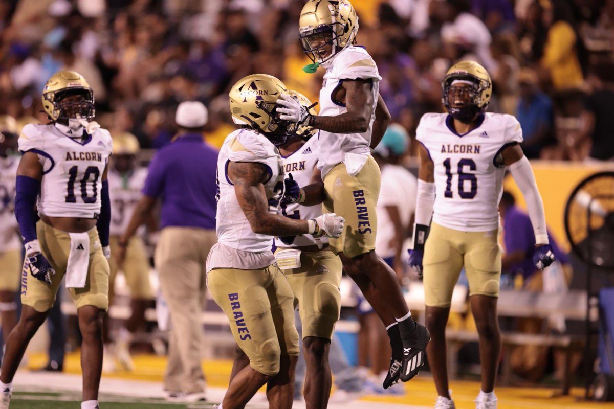 All Glory to the man above ! 
Blessed to receive an Offer from ALCORN STATE 💜💛
<a href="/CoachAR_ASU/">Coach A.R Anguiano</a> <a href="/AlcornStateFB/">Alcorn  Football</a>