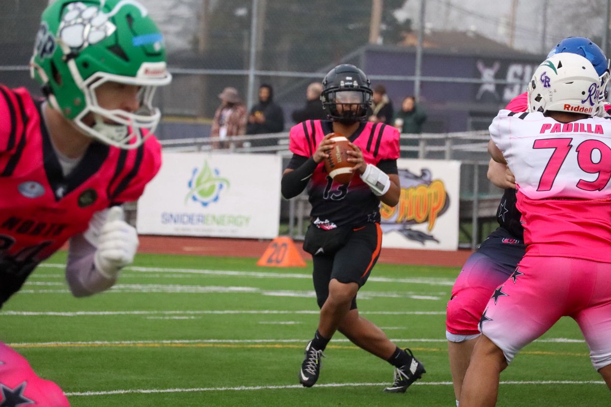 RandyNewkirk13's tweet photo. ✅4014 passing yards 20 GAMES
✅2nd in Career passing  AC DAVIS HS YAKIMA
✅2nd in yards in a season at 2459 
✅2nd in career TDS
✅2nd in passing TDS in a SZN
✅Top 8 in wash state for yards in 2025 season 
✅All conference 2 years in a row
✅TEAM MVP
✅80% of teams total off
🫡 https://t.co/6OU8B7nFXw