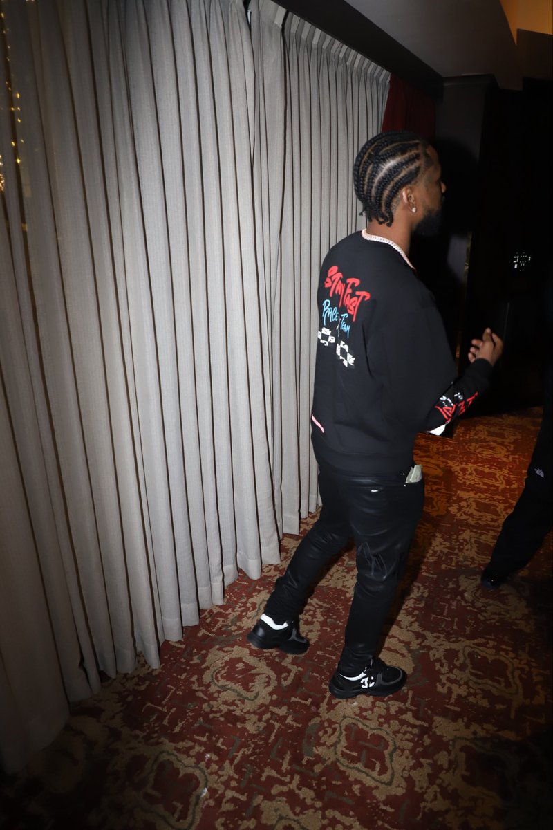 DavidRobinson tweet media