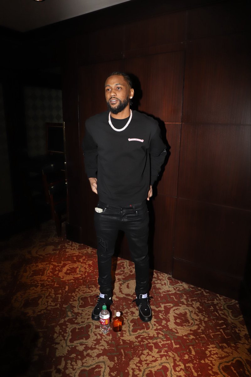 DavidRobinson tweet media