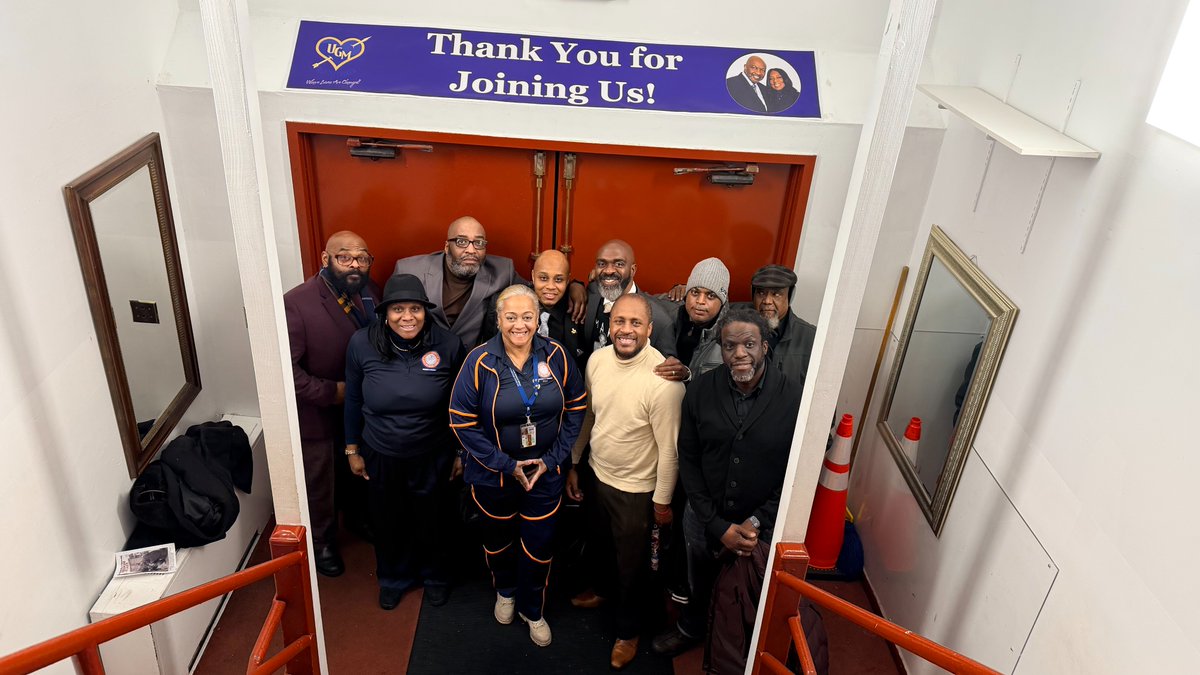 nycpa's tweet image. "Everybody can be great, because everybody can serve."

Thank you to our team and partners for a powerful MLK Day of Service. Throughout the city, #MLKDay was a day on, not a day off, and we turned that day into action by providing meals and necessities for our beloved community.