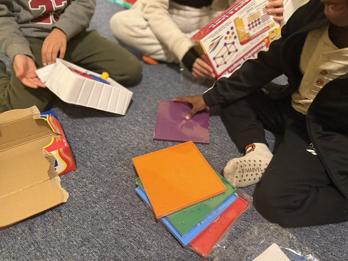 MsJiJionline's tweet photo. We spent some time exploring our math toys—from measuring tools to geometric shapes 🔺📏
Hands-on learning makes math fun and meaningful!

#PlanetChild #MsJiJi #MathThroughPlay #HandsOnLearning #STEMKids #AfterschoolFun #LearningIsFun @CorpusChristiDP https://t.co/S9V9ejKwIf