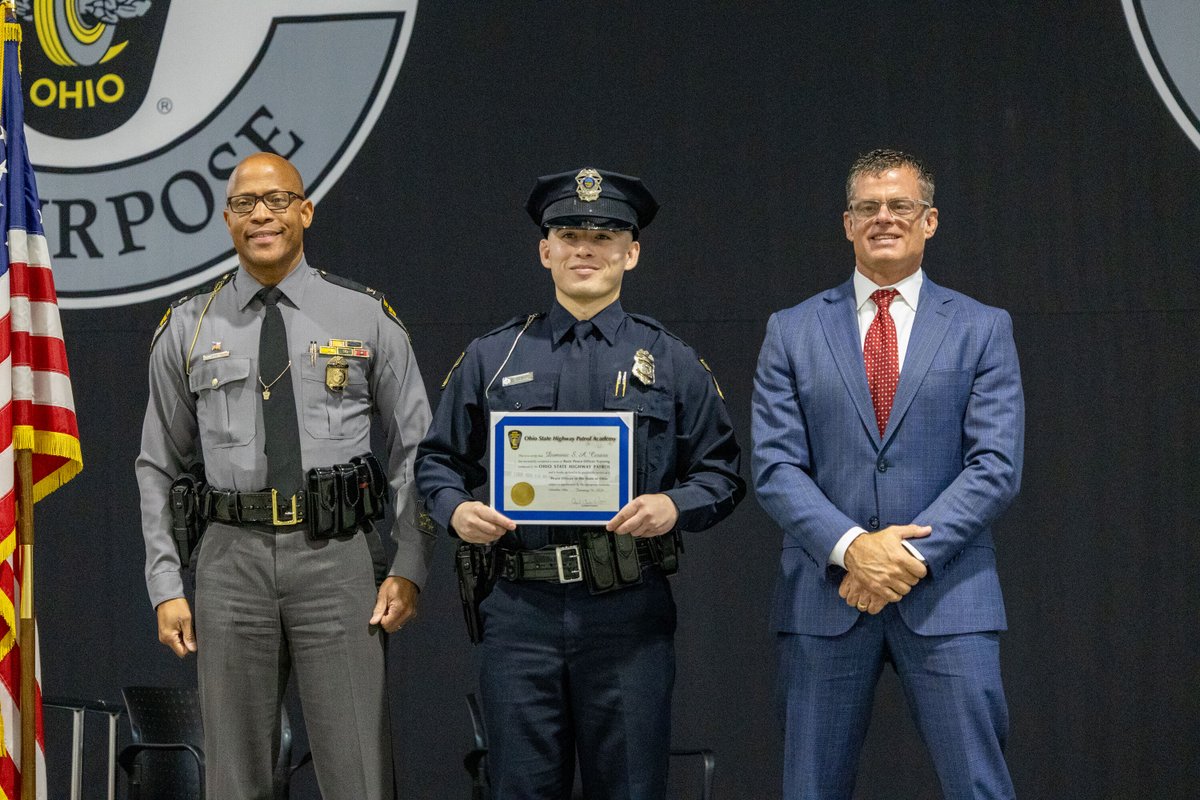 CityofUAPolice's tweet photo. 21 weeks of hard work has paid off! ๐ Officer Dominic Cesaro recently graduated from the @OSHP Training Academy as part of the 153rd Basic Peace Officer Training Class. ๐ ๐ Join us in welcoming him to the @CityofUAPolice! #UAPD #UpperArlington https://t.co/ZZXjMsVTOJ