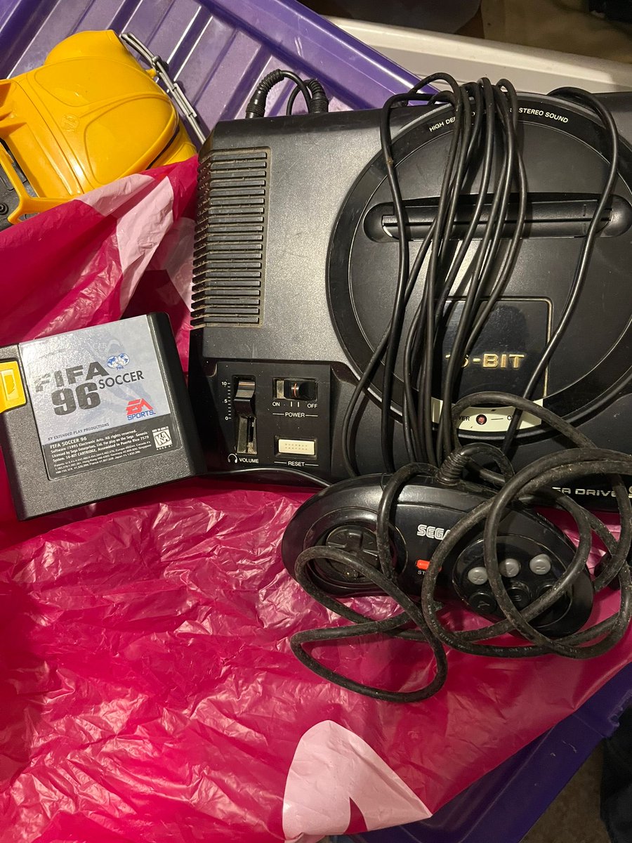 BIG HILL tweet media