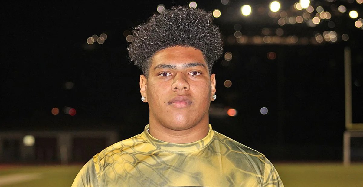 BrandonHuffman's tweet photo. The Warriors 4 Youth Winter Showcase returned for the fourth January in Honolulu, led by Top 100 recruits in the 2027 and 2028 classes, rising 2029 prospects and more intriguing prospects with plenty of recruiting news and notes from the event https://t.co/9UV9wxZrp0 https://t.co/G1ZmsJQvGn
