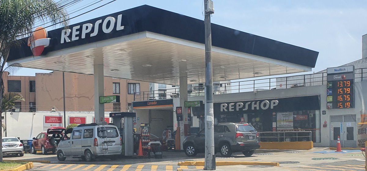 Petroperú alzó combustibles hasta S/ 0,15/Gl y bajó GLP S/ 0,024/Kg. No varían residuales. Repsol: 04:40 pm hora Perú/09:40 pm. hora España (20ENE26) no publicó nueva lista de precios. ¿Habrá diferencia en precios de petrolera española versus la peruana o más de lo mismo en años?