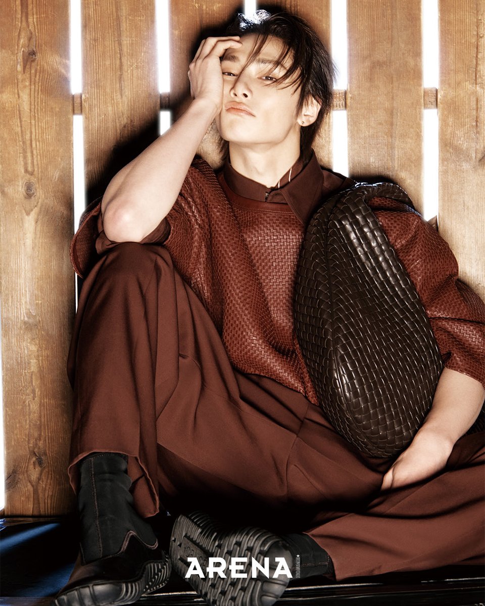 2yji8's tweet image. WHAT. THE. FUCK.