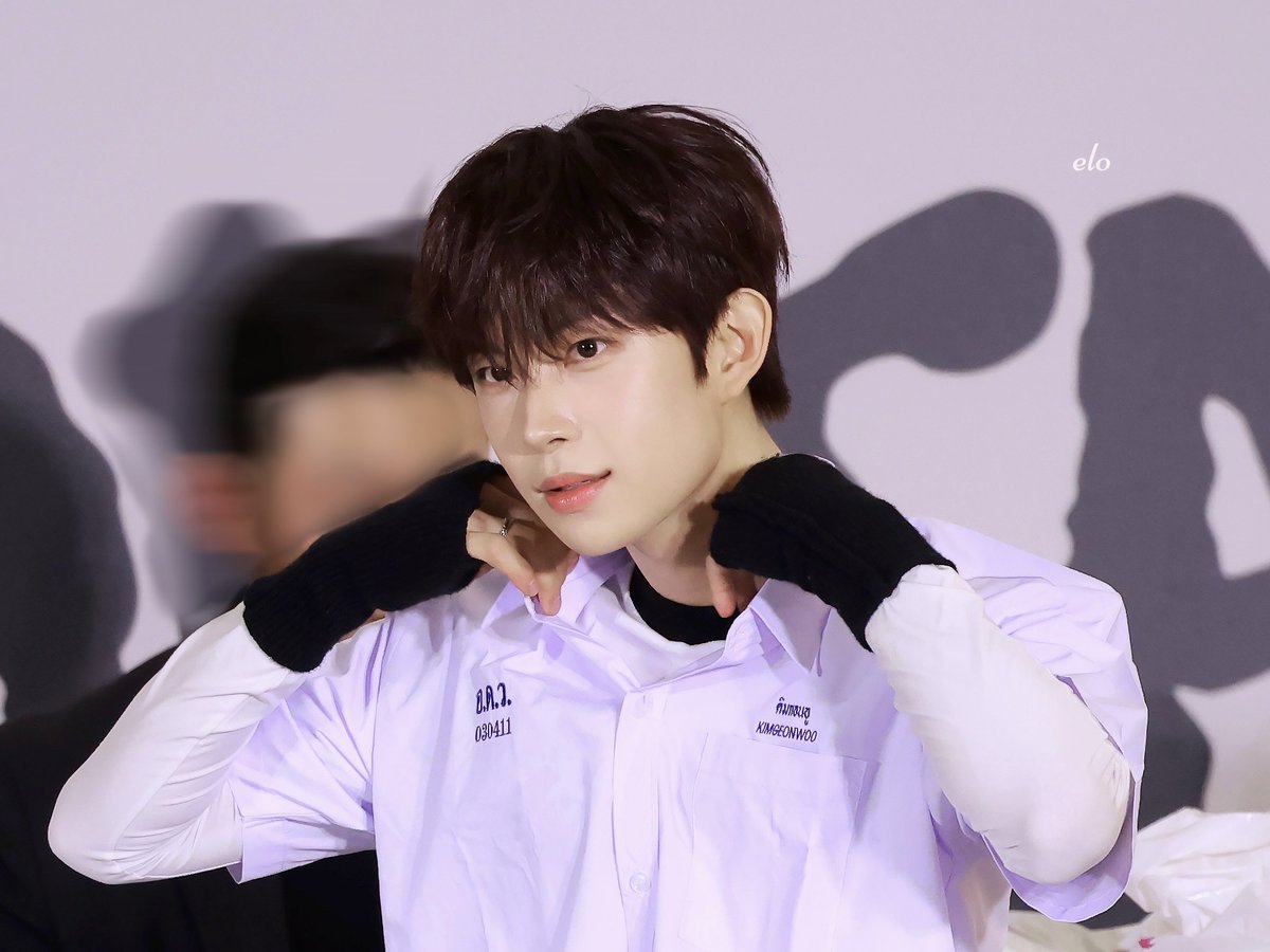 ๐๐๐ tweet media