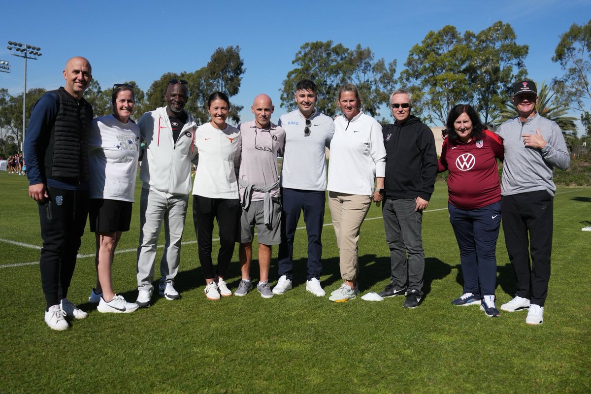 USWNT's tweet image. Some of the top collegiate coaches in the U.S. joined us at training in Carson, Calif. College coaches, who are critical to U.S. Soccer’s success, will meet with Emma Hayes and her staff to share ideas on the future and direction of the women's college game.