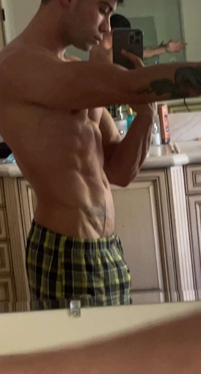 Mickey Lacoste tweet media