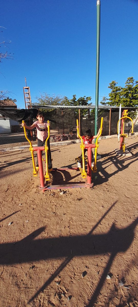 Nuestros espacios son importantes para los niños y jóvenes donde puedan jugar, convivir y desarrollarse de manera sana. En ellos fortalecen su salud, aprenden a trabajar en equipo, se alejan de conductas de riesgo y construyen valores como el respeto,responsabilidad <a href="/palomateranv/">Paloma Teran V</a>