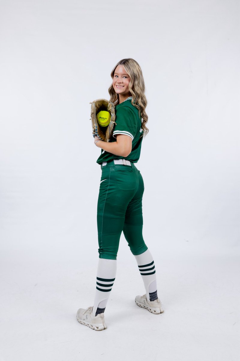 avaklinefelter3's tweet photo. excited for this season! #lastone https://t.co/SJLnGrgx7g