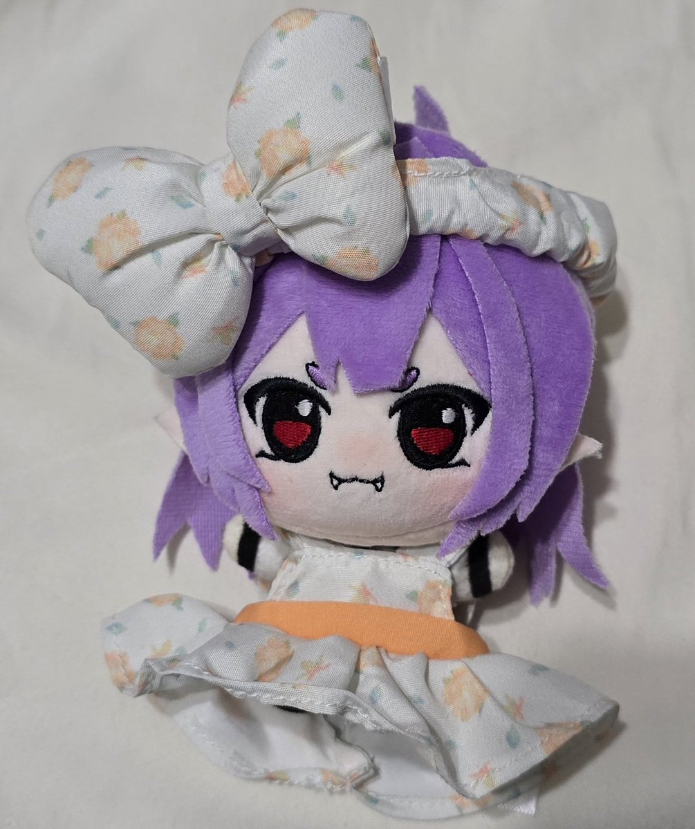 i put lacus in a dress hes too cute 😭💜🤧