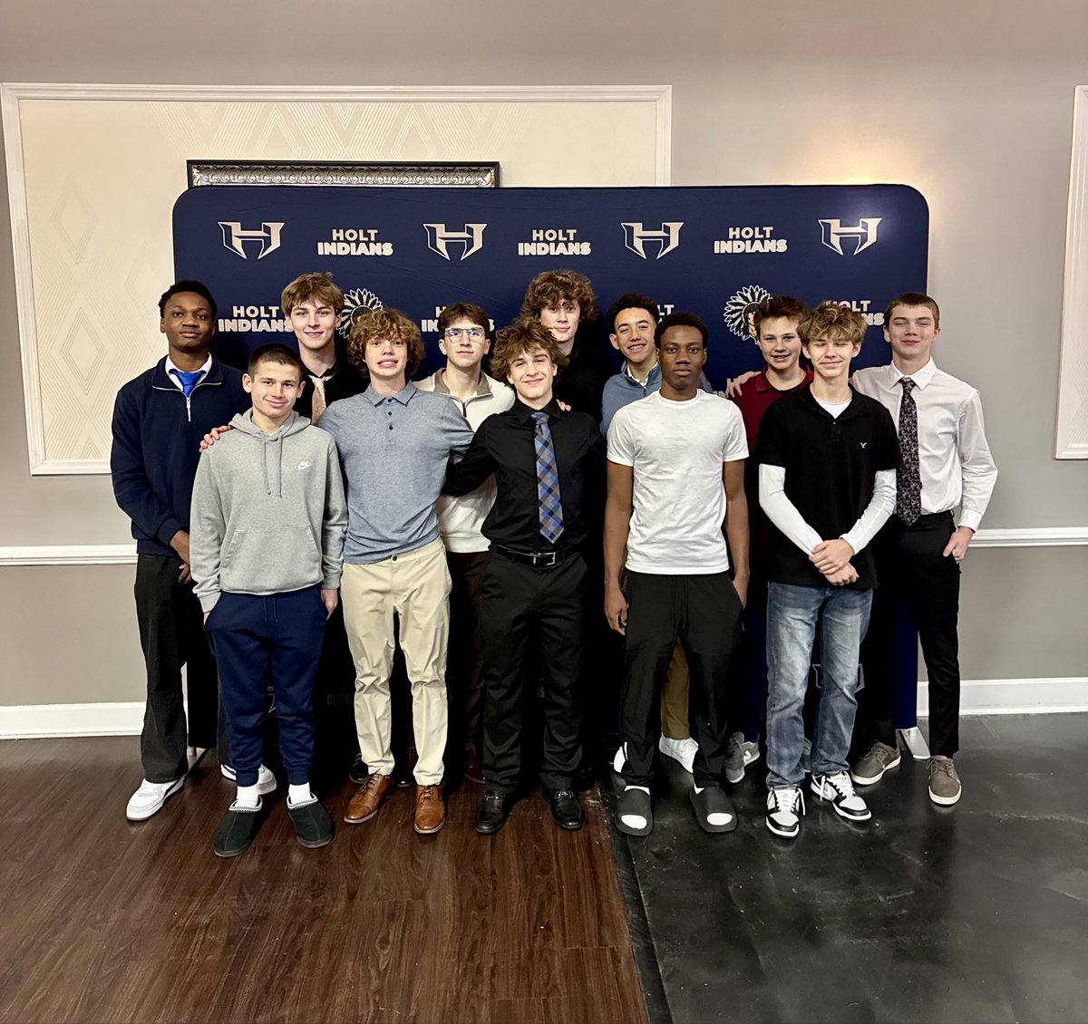 We had a fantastic banquet tonight to officially conclude the boys’ soccer season!

We would like to thank all our players, coaches, and families for their support throughout the year!

A special thank you to our Booster Club for organizing such a great event! 

#WeAreHolt⚽️