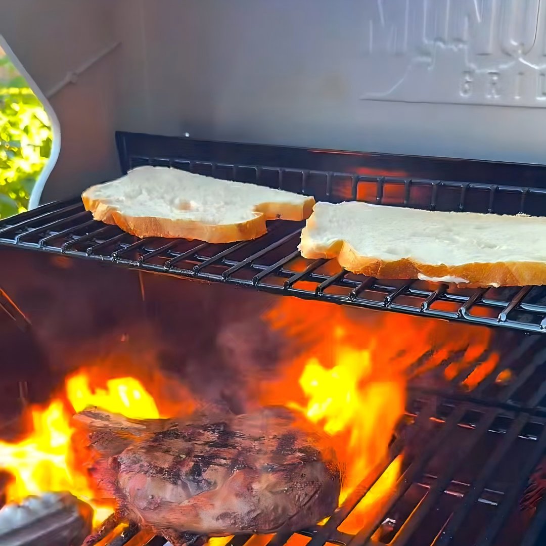 Monument Grills tweet media