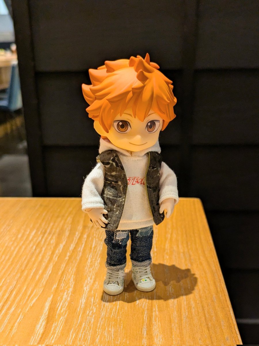 年明け早々ダメダメすぎて鬱々してたけど昨日は8時間くらい喋り続けて元気でました。 

超試作段階だけどこのしょよさん連れて行きたくて着せてみた。アイドール東京に持っていく予定です。早く仕上がったらその前に通販しようかなと思ってます。