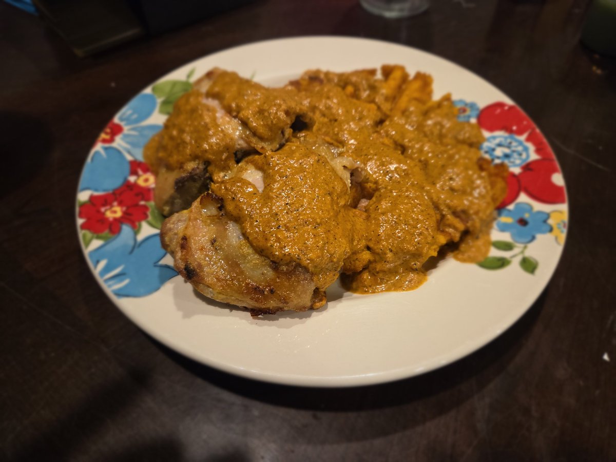 Kaze_Silver's tweet photo. Made something silly but tasty.  Tandoori chicken, butter sauce, and a potato and chickpea waffle.  Indian chicken and waffles.  This shall be made again. https://t.co/Vh6brBKkhP