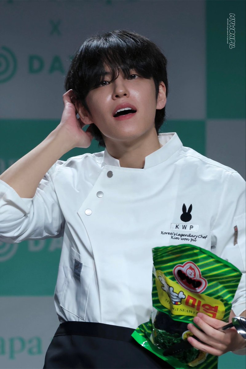 MYWONPIL_0428's tweet image. 260120 #원필 #데이식스 #WONPIL #DAY6

나 미역국 마스터야ㅠㅠ 소금 미역국 아니야 이제..