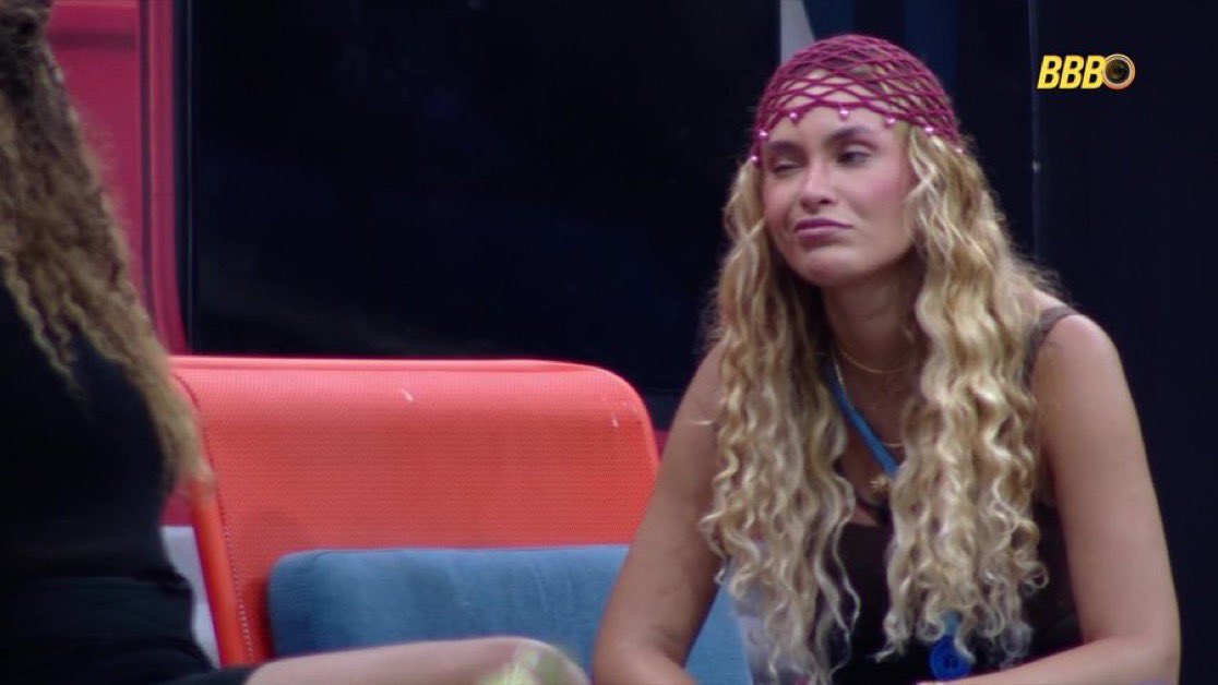 tuitamateusr's tweet image. Sarah: "a galera não quer ver quem fica meditando. a galera quer ver loucura, não quer ver namastê.”

cara essa ardilosa vai ter coragem de recalcular rota na cara dura