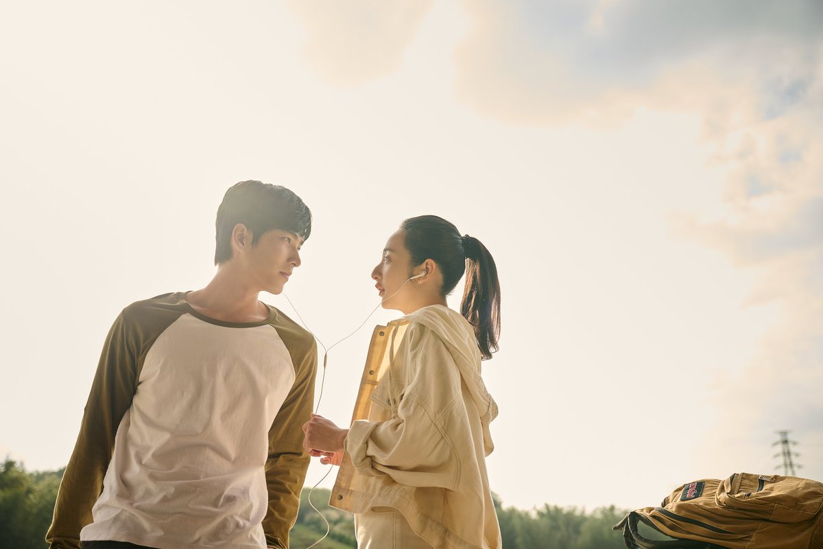 milastuffs8's tweet photo. Where are the people who watched this work of art called: Had I not seen the Sun?
 It's simply a must-see drama that everyone should watch. 

#hadinotseenthesun https://t.co/4sWS5n2zxW