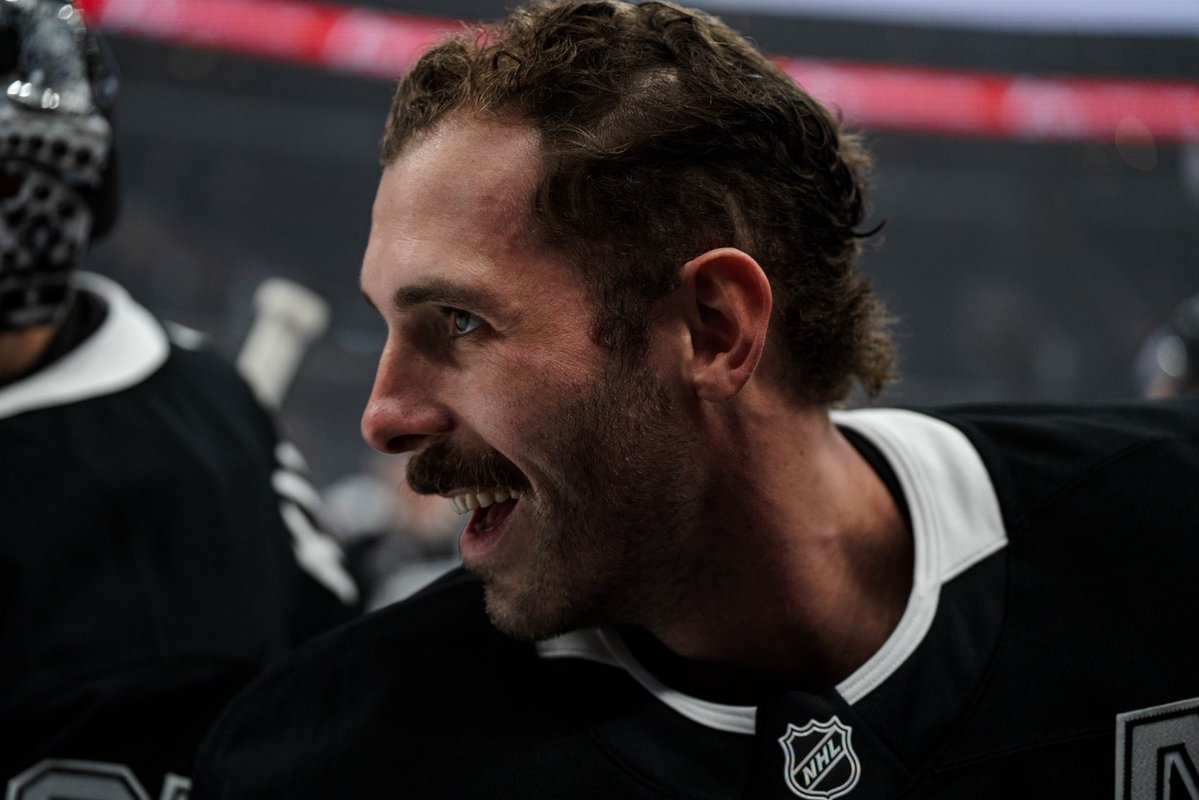 LAKings's tweet image. Eddy with the A tonight!