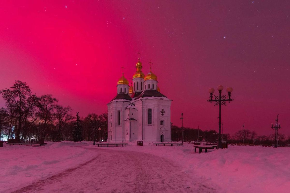 DevanaUkraine's tweet image. Aurora over Lviv region today