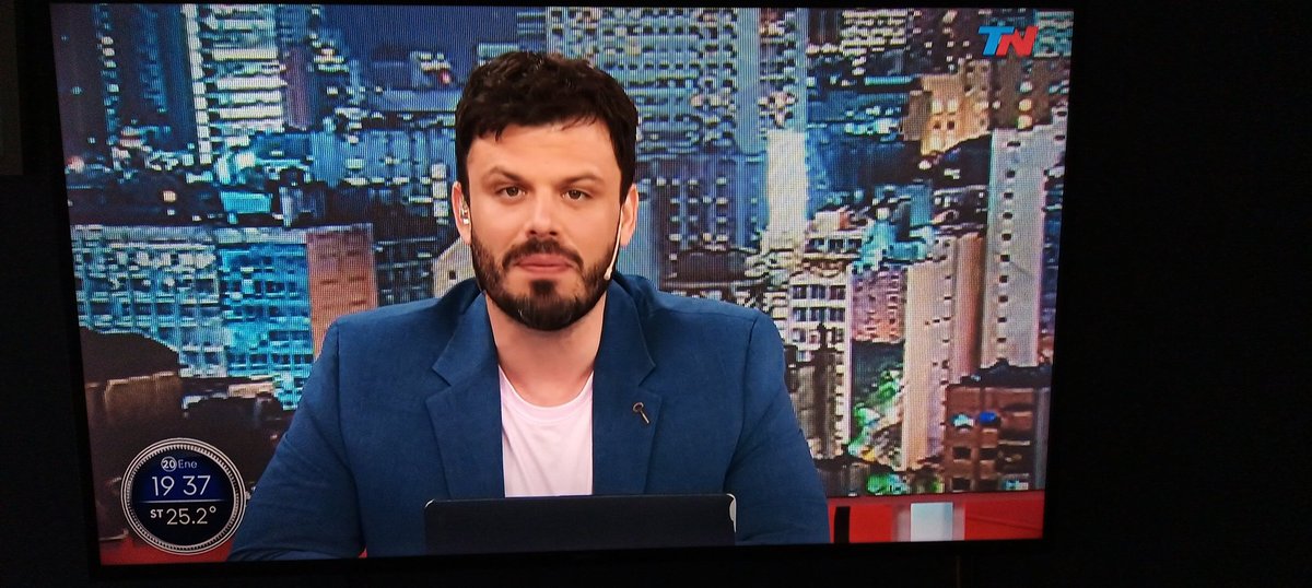 pela_PR's tweet photo. @otero_nacho ... Sos un CAPOOOO.... Junto a las chicas de la mesa y los demás... Manejan este horario de taquito...
Obvio el Prime Time sería mejor pero TN con vos papá...Mandaaaaaaaaaaa
Abrazo del GBA Sur https://t.co/1oSaEAFgyI