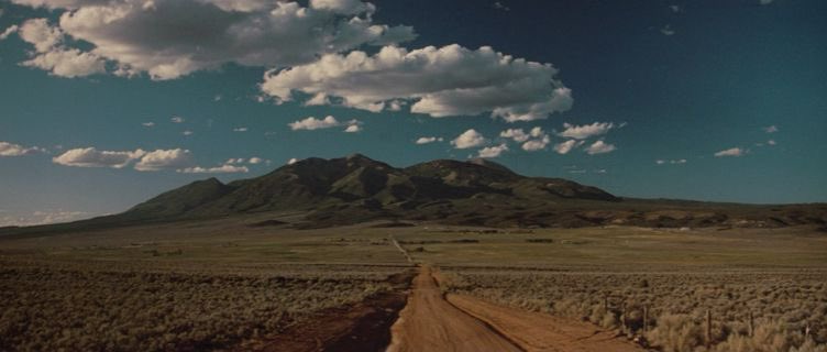 CinemaJoys's tweet photo. Thelma &amp; Louise (1993) https://t.co/iw1RnLYz3k