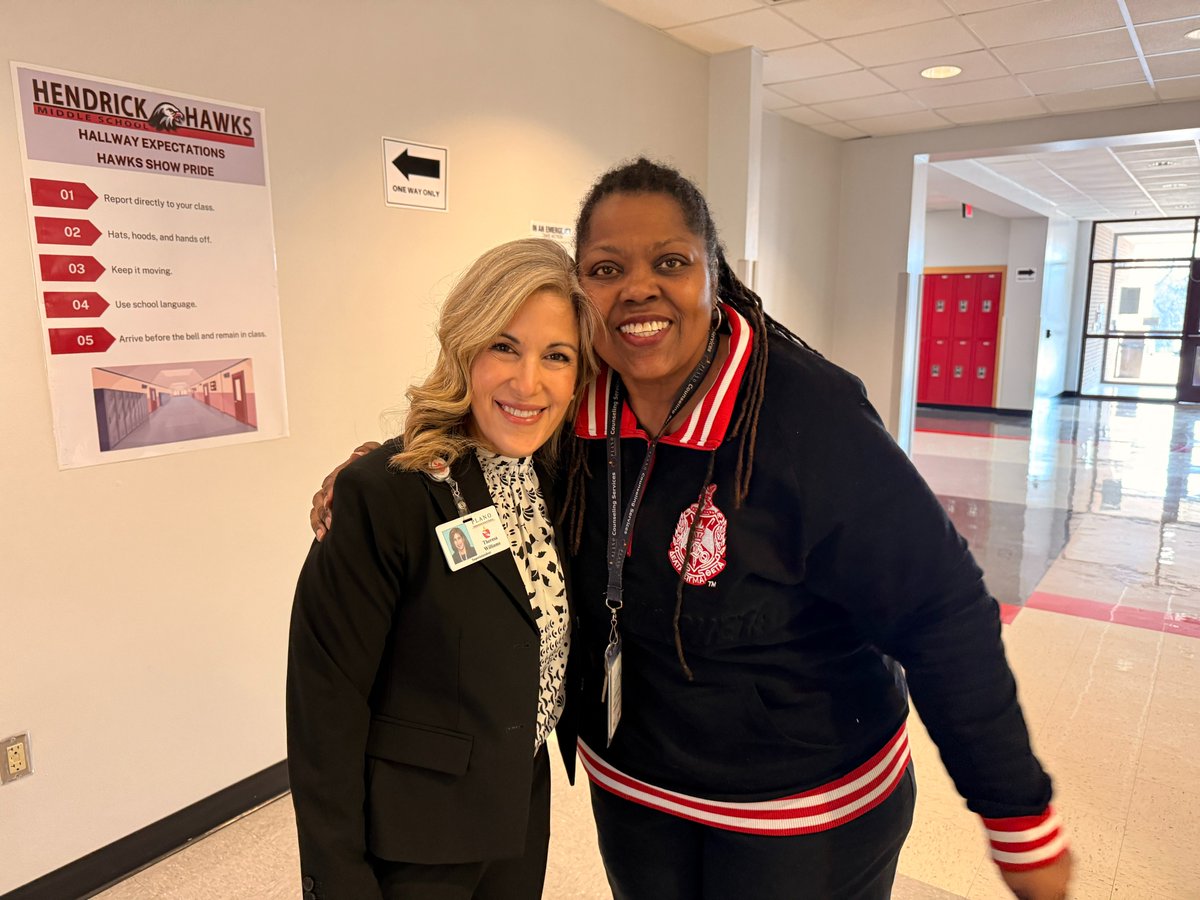 Plano_Schools's tweet photo. #PISDMissionMonday was held on Tuesday, as Cabinet members started the week by having their weekly meeting at @Hendrick_Hawks this morning.π
Special thanks to Principal Kassandra Duncan and her team for the warm welcome!
#TeamPlanoISD #ItAllBeginsHere https://t.co/BsBAiFO3TB
