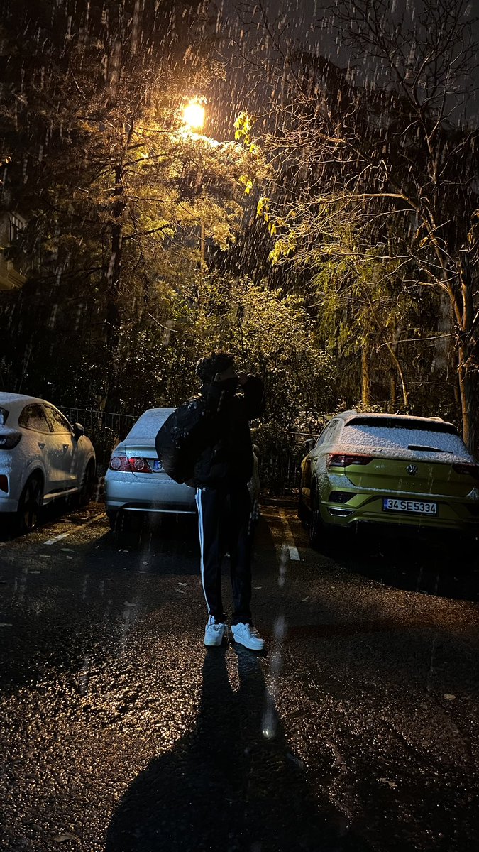 lvwli's tweet photo. 🥶 https://t.co/mxm9Jh5Wju