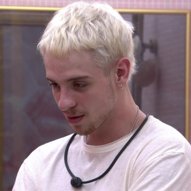 SeriesBrasil's tweet image. FAZ O J! Juliano sobre Juliette:

"A Juliette realmente foi um alvo da casa inteira. Não só de voto, mas de falarem até do sotaque dela. Ela sofreu preconceito por falar." #BBB26