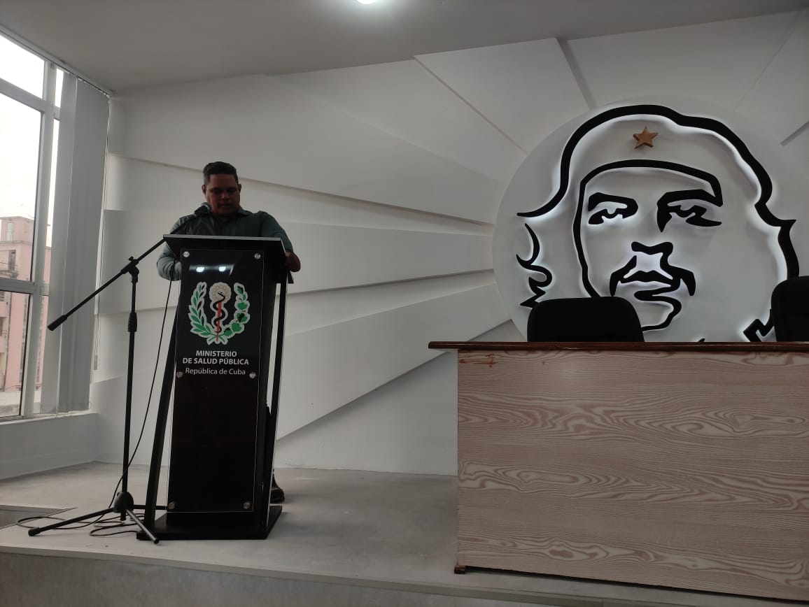 MINSAPCuba's tweet photo. 💻📲🇨🇺 El @MINSAPCuba fue sede del encuentro entre directivos de ministerios y organismos implicados en el proceso de transformación digital, para evaluar los avances en este pilar de Gobierno.
Presidieron la actividad:

📍@MayraArevich
📍@TaniaMCruzHdez

#TransformaciónDigital https://t.co/TnZtZTeAUT