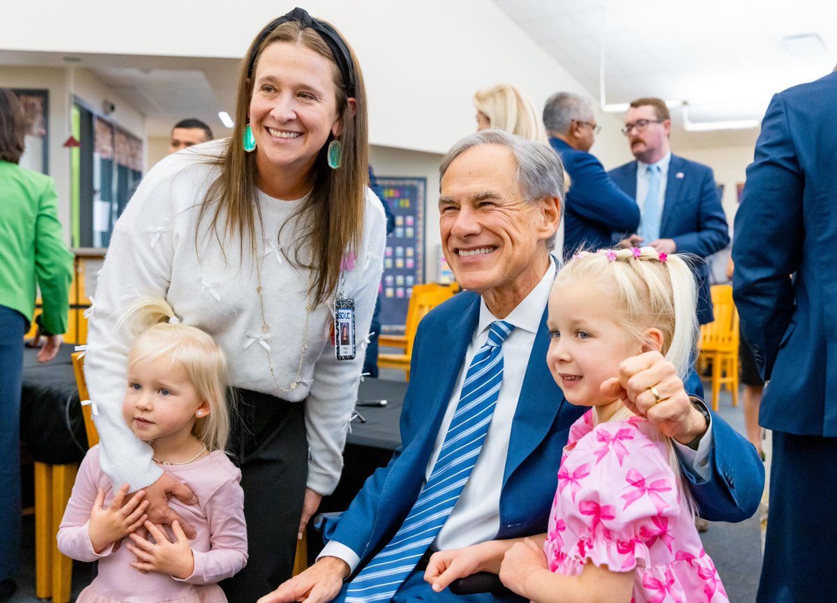 Governor Abbott Press Office tweet media