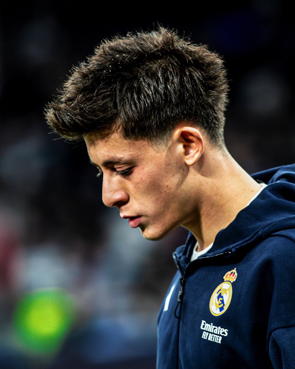 ab10odd's tweet image. Perfect night at the Bernabéu 🤍🤍👑👑.