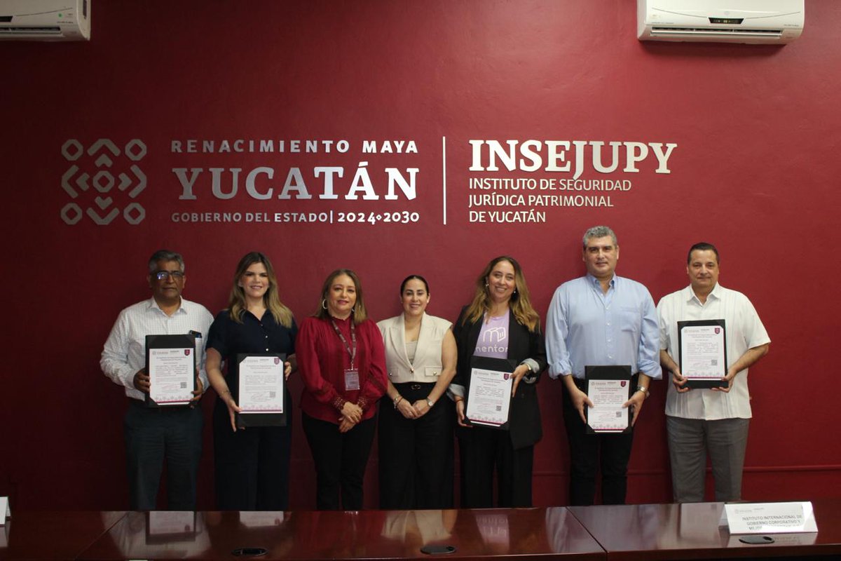 Certifica Insejupy a la primera generación de capacitadores en intermediación inmobiliaria en Yucatán conacento.com.mx/certifica-inse…