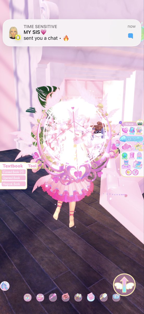 Grace437937's tweet photo. @Mafalda3p0rbx I JUST WON AFTER 9 YEARS TYSM MAF https://t.co/eXTzfIykRH