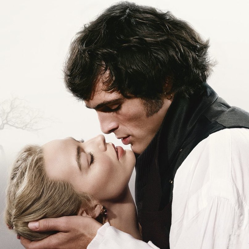 PopCrave's tweet image. Margot Robbie tells @Fandango she became “codependent” with Jacob Elordi while filming ‘Wuthering Heights’:

“I found myself starting to look around to see where he was. I was really unnerved and unmoored. And I felt quite lost, like a kid without their blanket or something.”