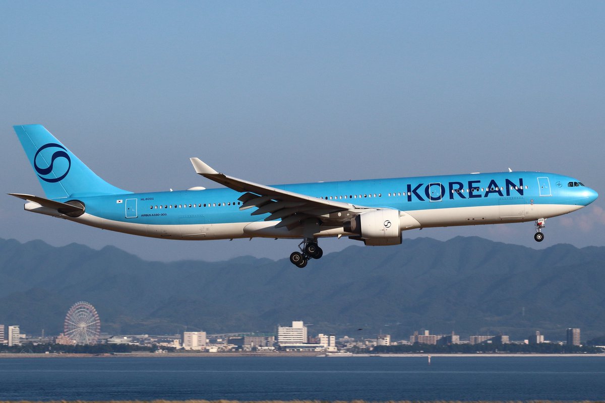 goodluck28757's tweet photo. 新塗装、見かける機会が増えてきました。

 #大寒だから大韓航空の写真載せよう https://t.co/z3M8mY3TLs