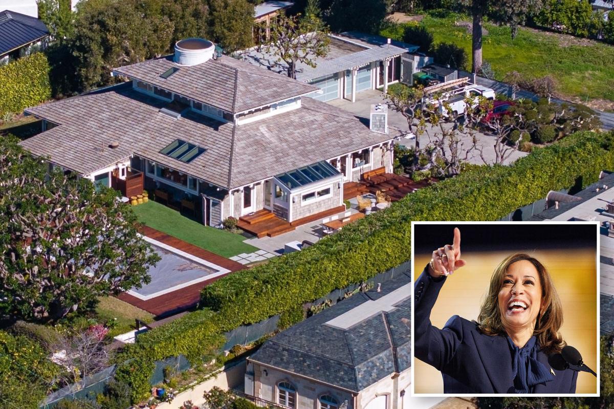 nypost's tweet image. Kamala Harris’s new $8M gated Malibu mansion seen for the first time ever trib.al/3lP3fxr