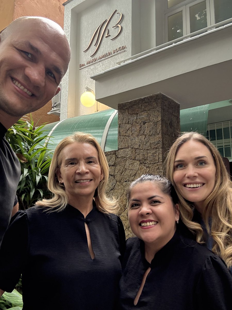 junior_cigano's tweet photo. Aquela consulta que faz toda a diferença na vida já foi pra conta. Doc Maria Bogéa já ajustou os ponteiros, agora é seguir o prescrito com disciplina e colocar a máquina para voar. #vamoooo 
-
That consultation that makes all the difference in life is now complete. Doc Maria Bogéa has already adjusted everything, now it’s time to follow the prescribed treatment with discipline and get the machine running at full speed. #letsgo